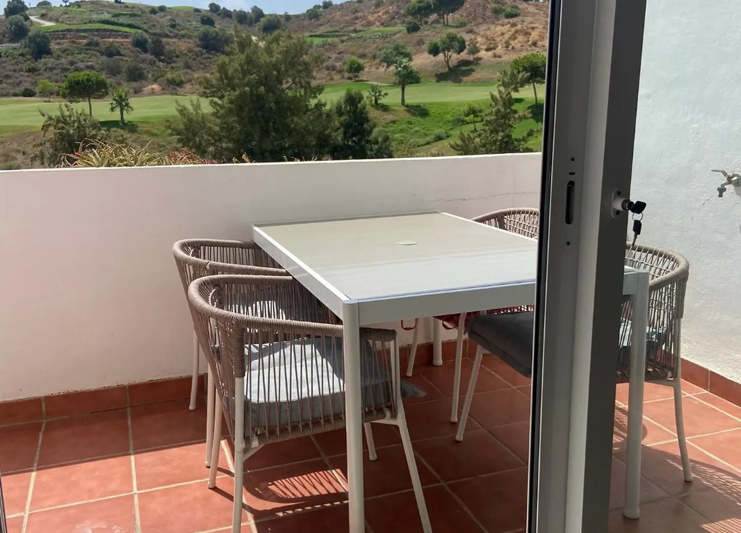 Calanova Grand Golf 2 Bed Apartment - Golf Course Views Μάλαγα